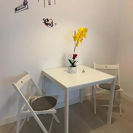 Apartment Maison Florie Bucharest