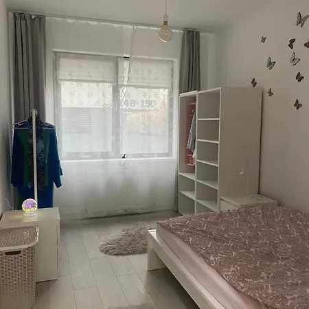 Apartment Maison Florie Bucharest